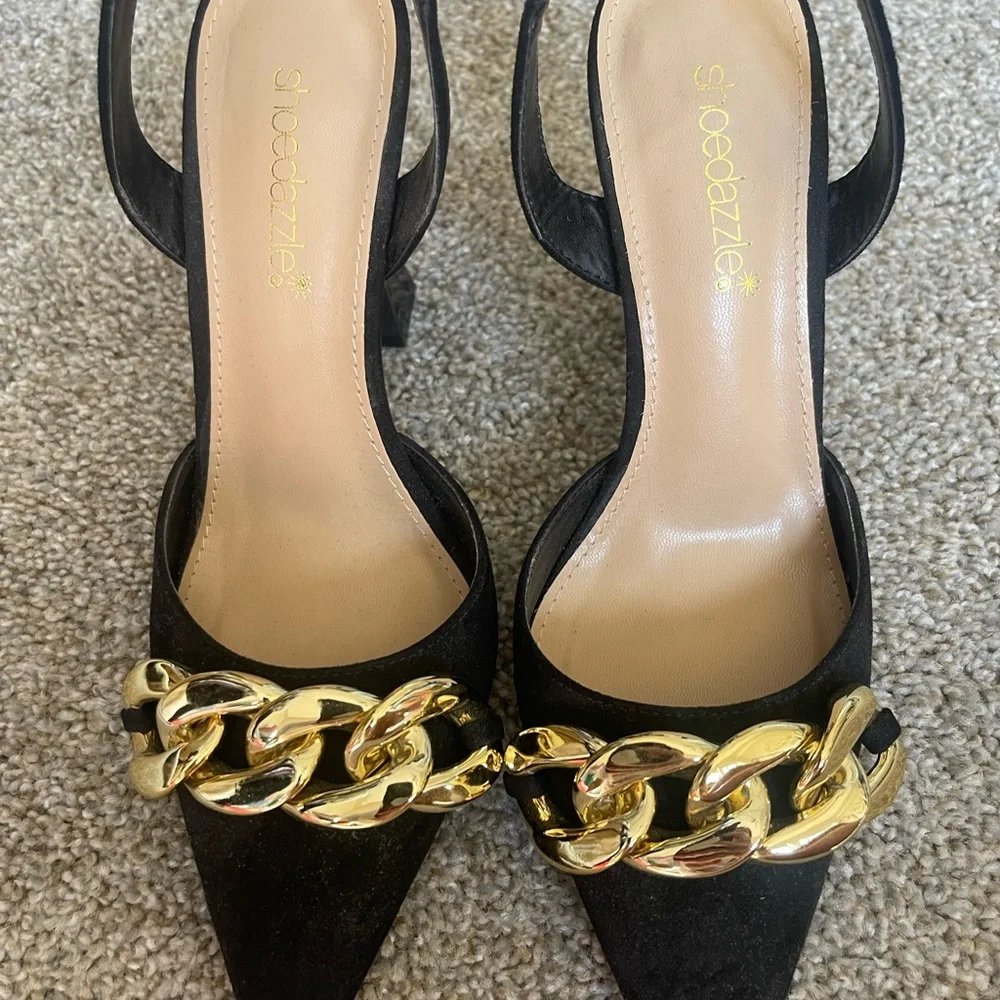 Shoe Dazzle Black Heels with Gold Chain Accent - Picture 5 of 5